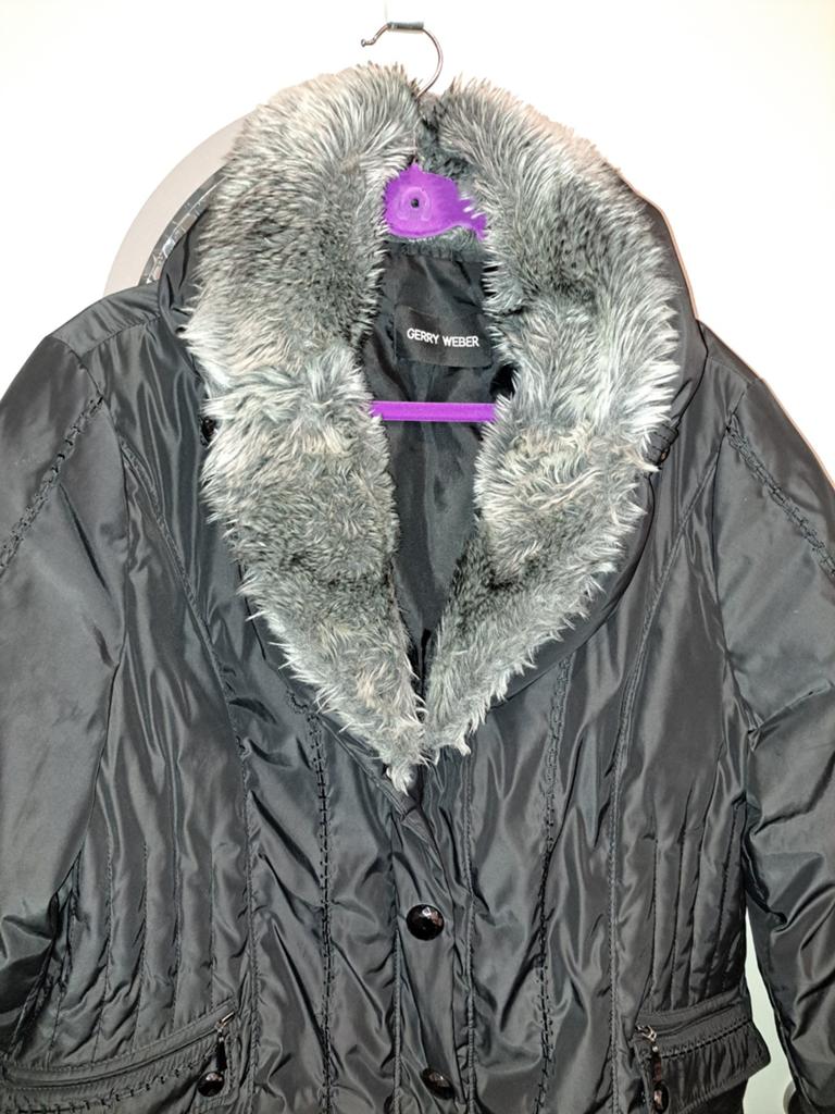 Gerry Weber Winterjas mt 46, Kleding | Dames, Jassen | Winter, Zo goed als nieuw, Maat 46/48 (XL) of groter, Zwart, Ophalen of Verzenden