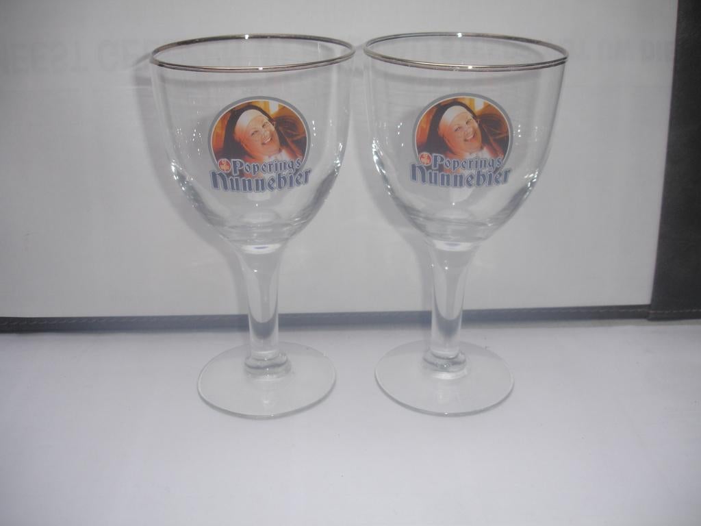 Bierglas Poperings Nunnebier, brij. Verhaeghe, Enlèvement ou Envoi, Comme neuf, Verre ou Verres, Autres marques