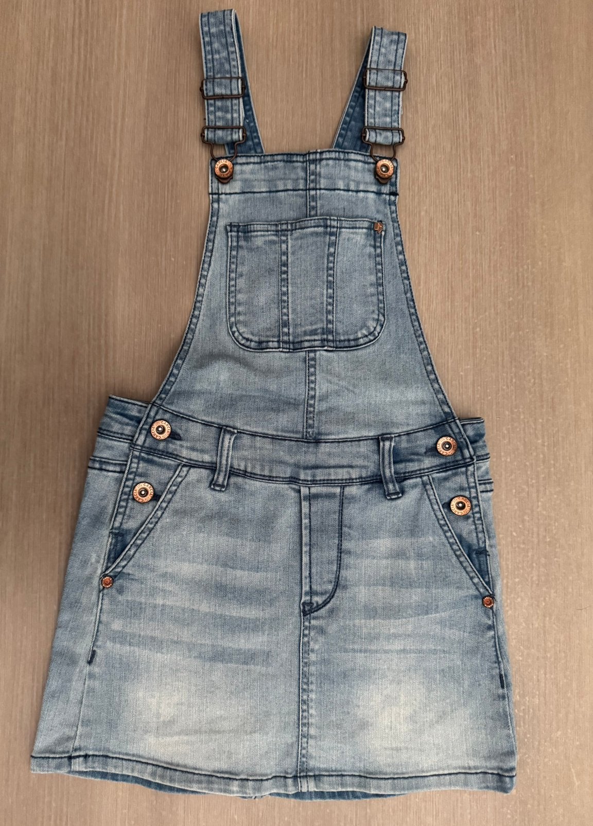Salopet jurk Garcia jeans maat 128/134, Enfants & Bébés, Vêtements enfant | Taille 128, Enlèvement, Comme neuf, Fille, Robe ou Jupe