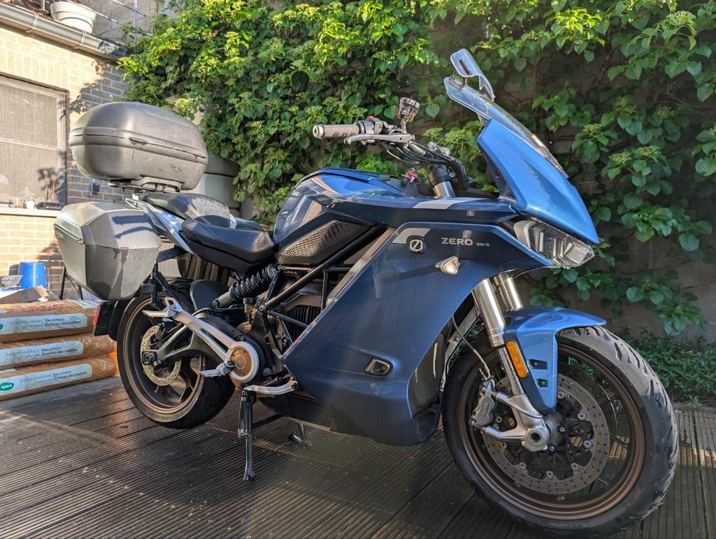 Zero SR/S 2020, options complètes : 12,6 kW, charge rapide,, Enlèvement, 4 cylindres, Plus de 35 kW