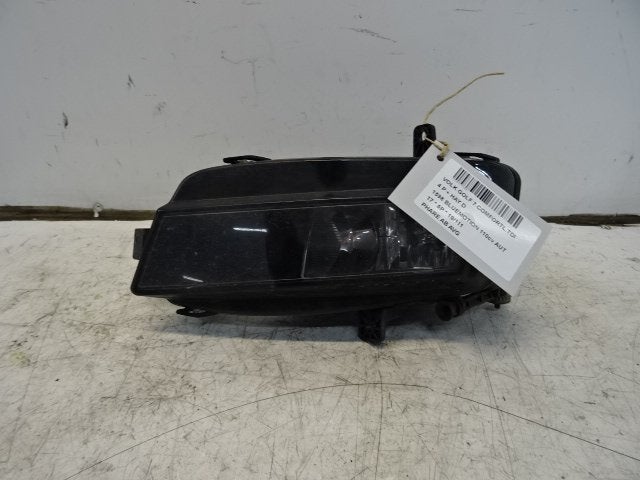 ANTI BROUILLARD AVANT GAUCHE Golf VII (AUA) (5G0941661D), Autos : Pièces & Accessoires, Utilisé, Volkswagen