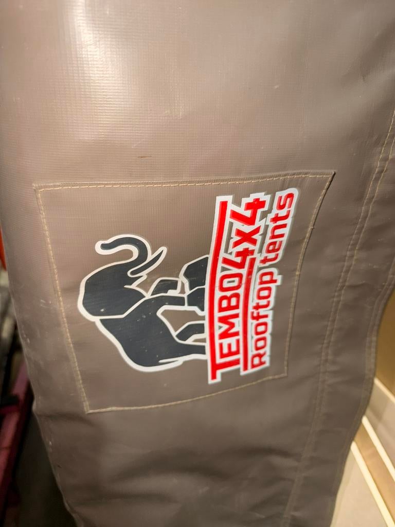Daktent tembo 4x4, Ophalen of Verzenden, Zo goed als nieuw