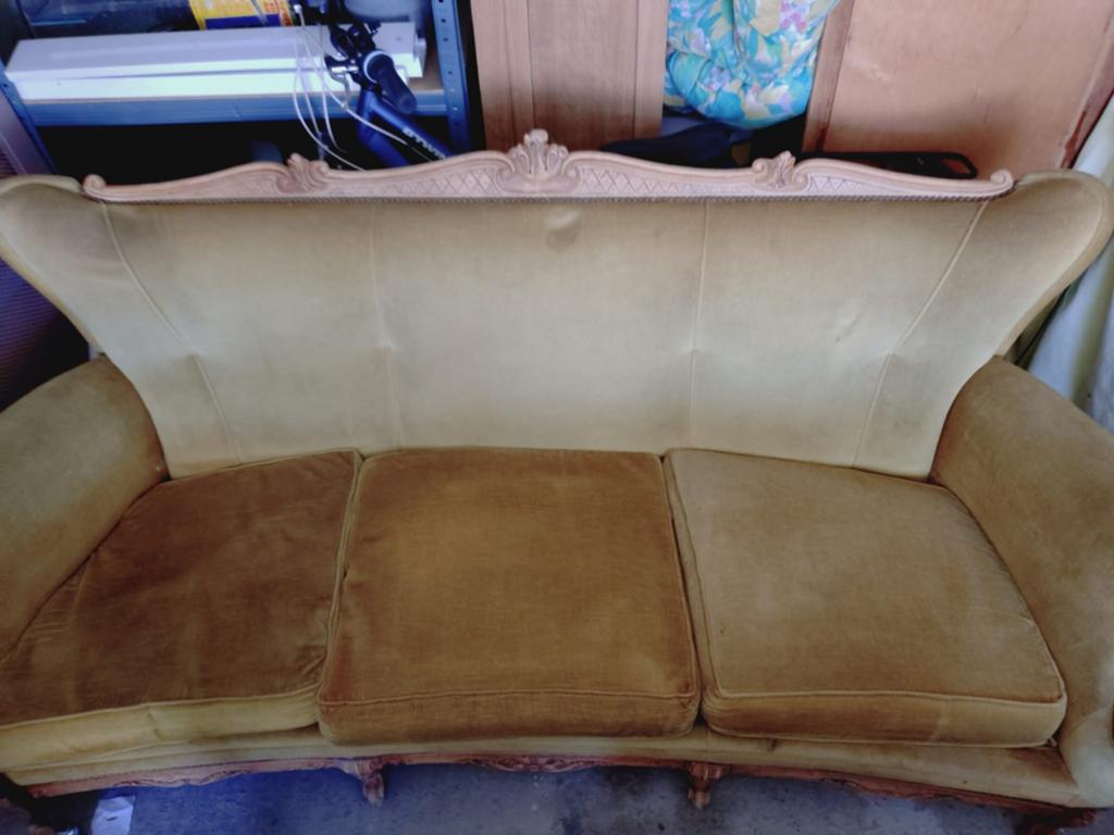 Divan de style Louis XV / bergère