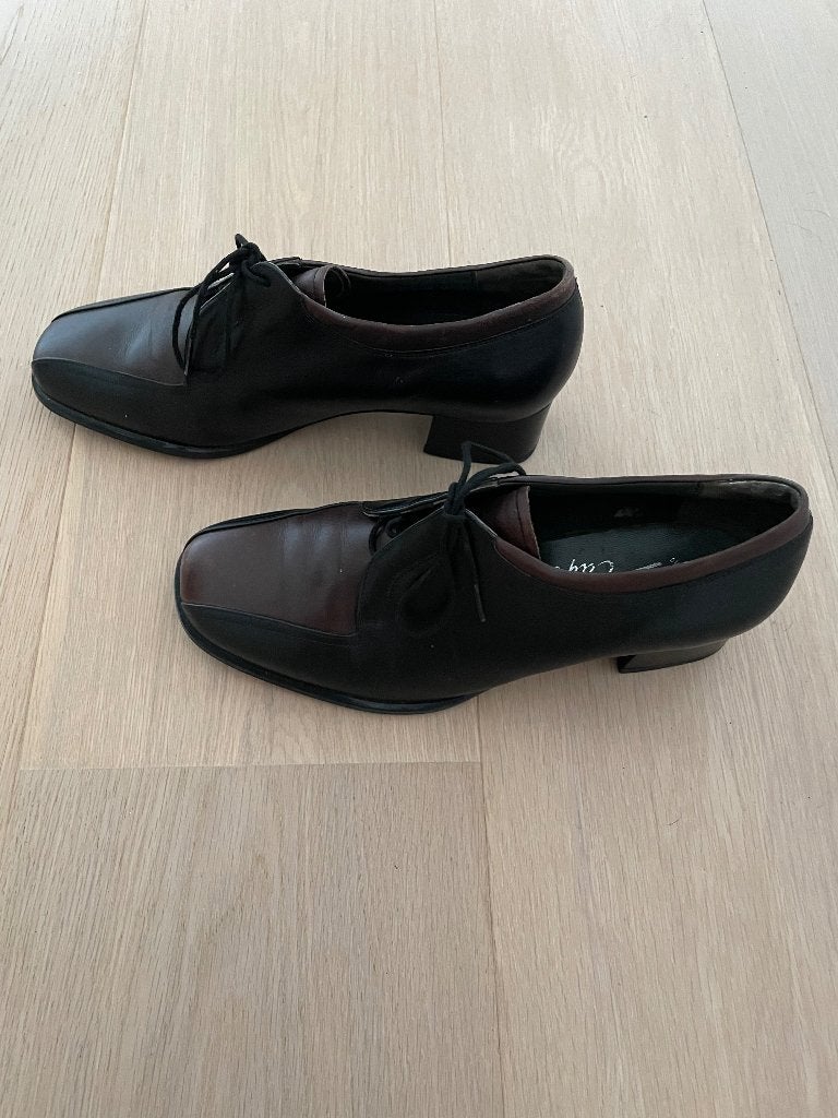 Durea  lederen veterschoen maat 37,5, Durea, Schoenen met lage hakken, Zwart, Ophalen of Verzenden