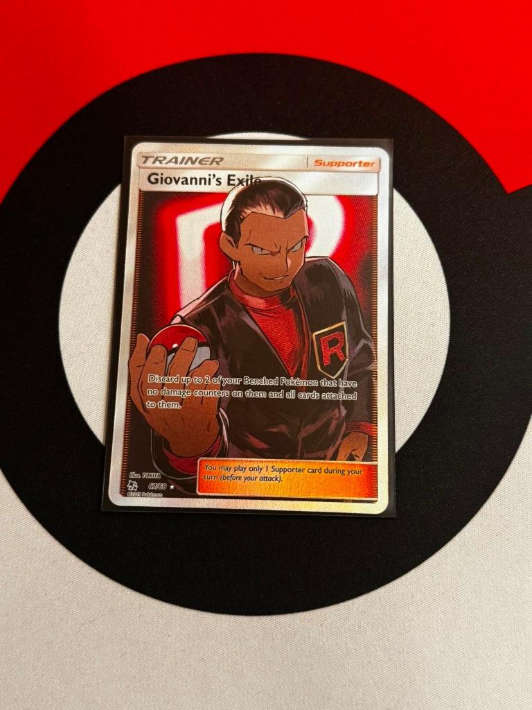 Pokémon - Hidden Fates - Giovanni's Exile (67/68) - NM, Hobby en Vrije tijd, Verzamelkaartspellen | Pokémon, Ophalen of Verzenden