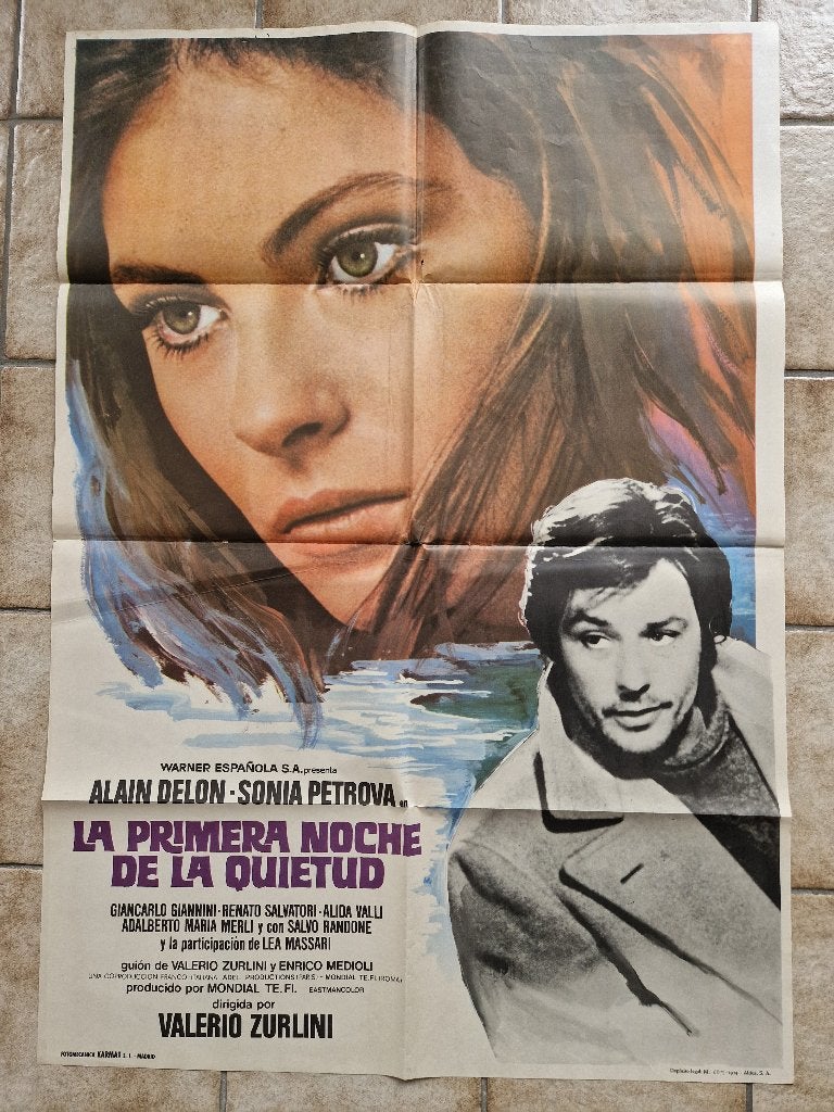 filmaffiche Alain Delon le professeur 1972 filmposter, Rechthoekig Staand, Deurposter of groter, Ophalen of Verzenden, Zo goed als nieuw