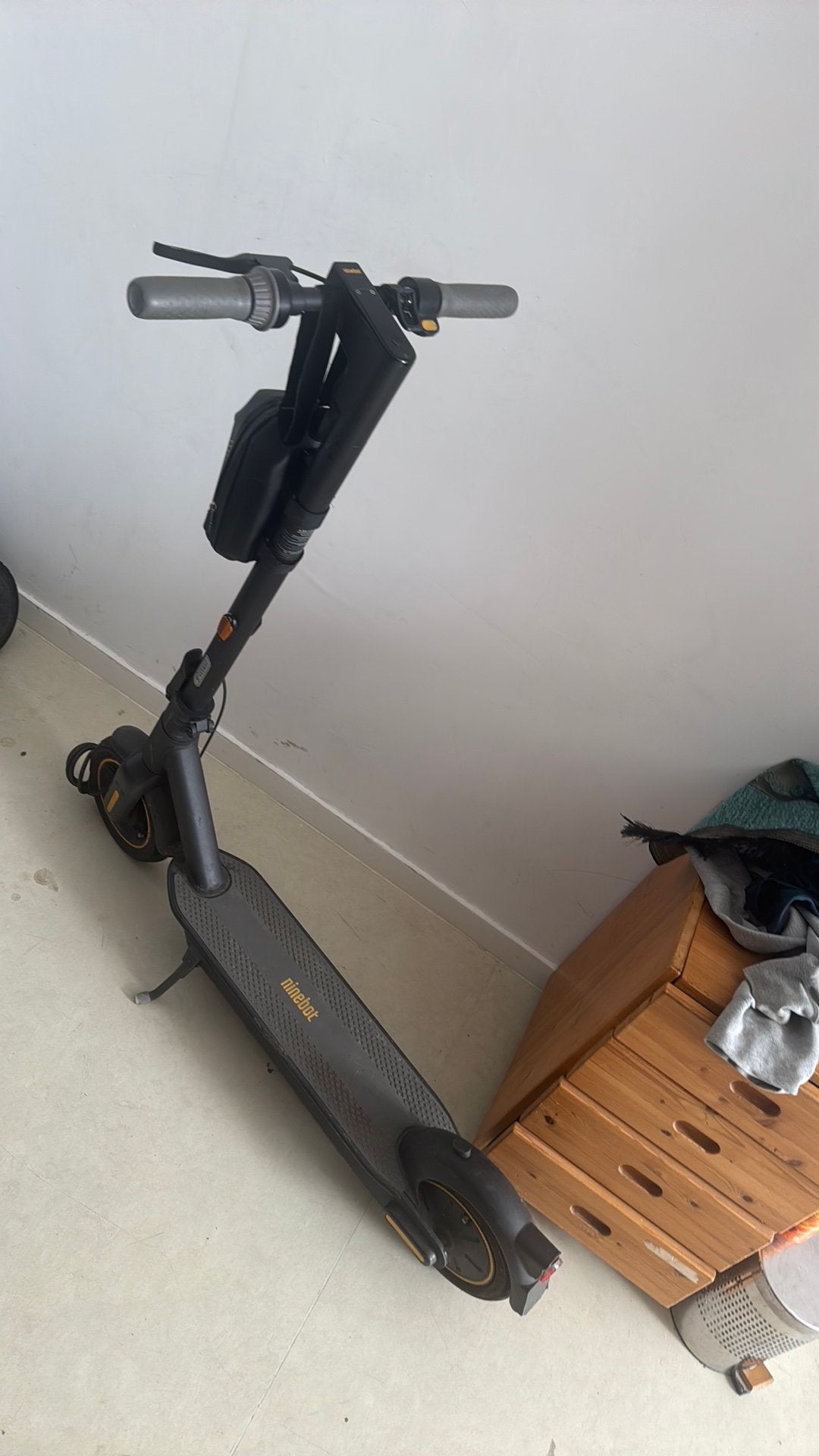 Ninebot G30, Enlèvement ou Envoi, Comme neuf, Step électrique (E-scooter)