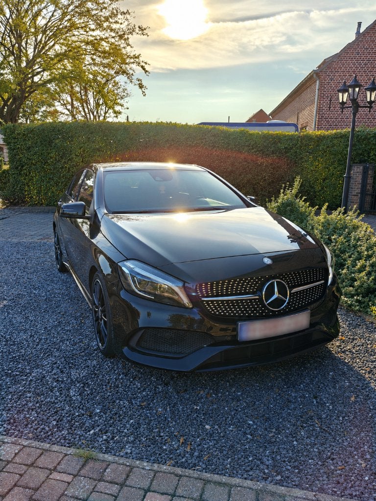 Mercedes A180 AMG-line, Auto's, 4 cilinders, 1600 cc, Zwart, Particulier