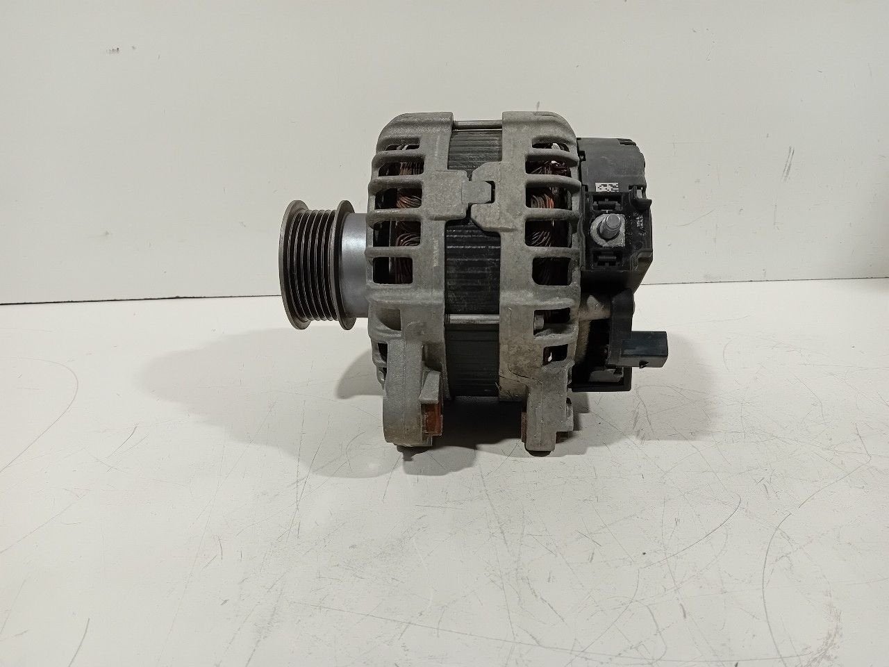 Dynamo Volvo XC40, Onderdelen@venauto.nl, Van der Ven Autorecycling B.V., Ettenseweg 76, 4706 PB Roosendaal, The Netherlands, Enlèvement ou Envoi