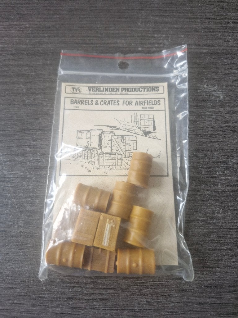 Verlinden 1/48  Barrels & Crates for Airfields, Ophalen of Verzenden, Nieuw, 1:35 tot 1:50, Diorama