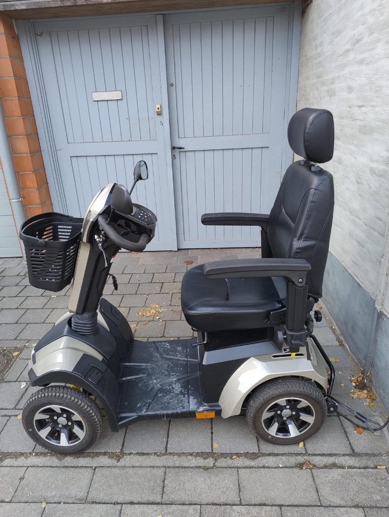 Scootmobiel Vermeiren Mercurius 4 – slechts 165 km – 15 km/u, Divers, 36 à 45 km, Comme neuf, 11 à 15 km/h, Enlèvement