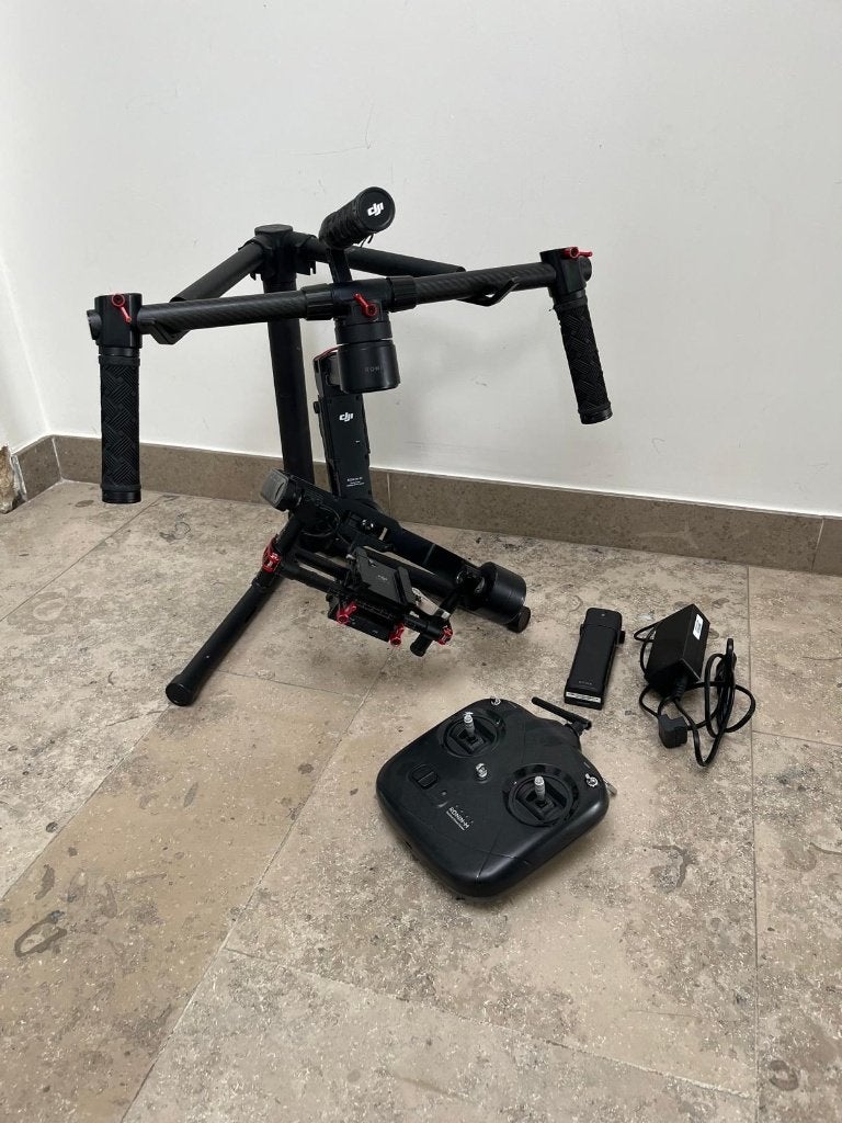 DJI Ronin-M Professional 3-Axis Gimbal – Complete set, Audio, Tv en Foto, Ophalen, Gebruikt, 125 cm of minder, 3-assige stabilisatie