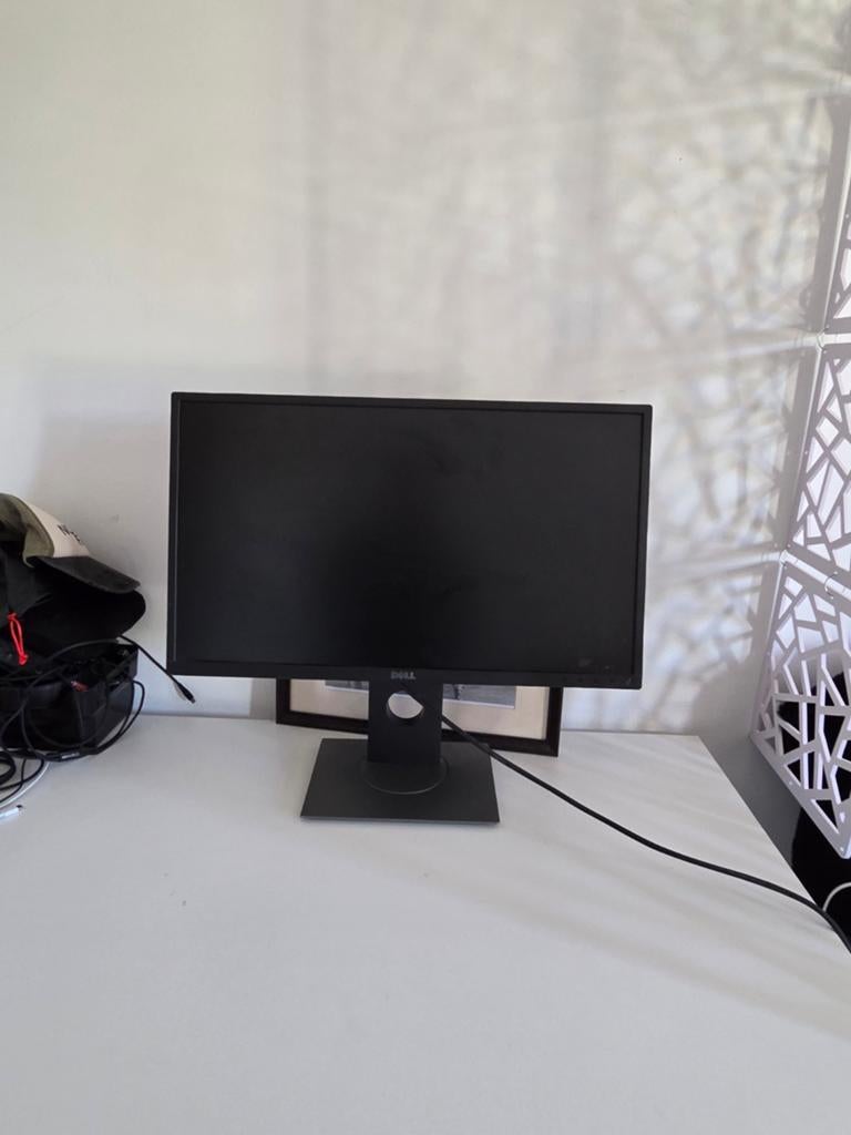 PC Dell OptiPlex 3020 + écran Dell à vendre.

Bon état, fonc, Informatique & Logiciels