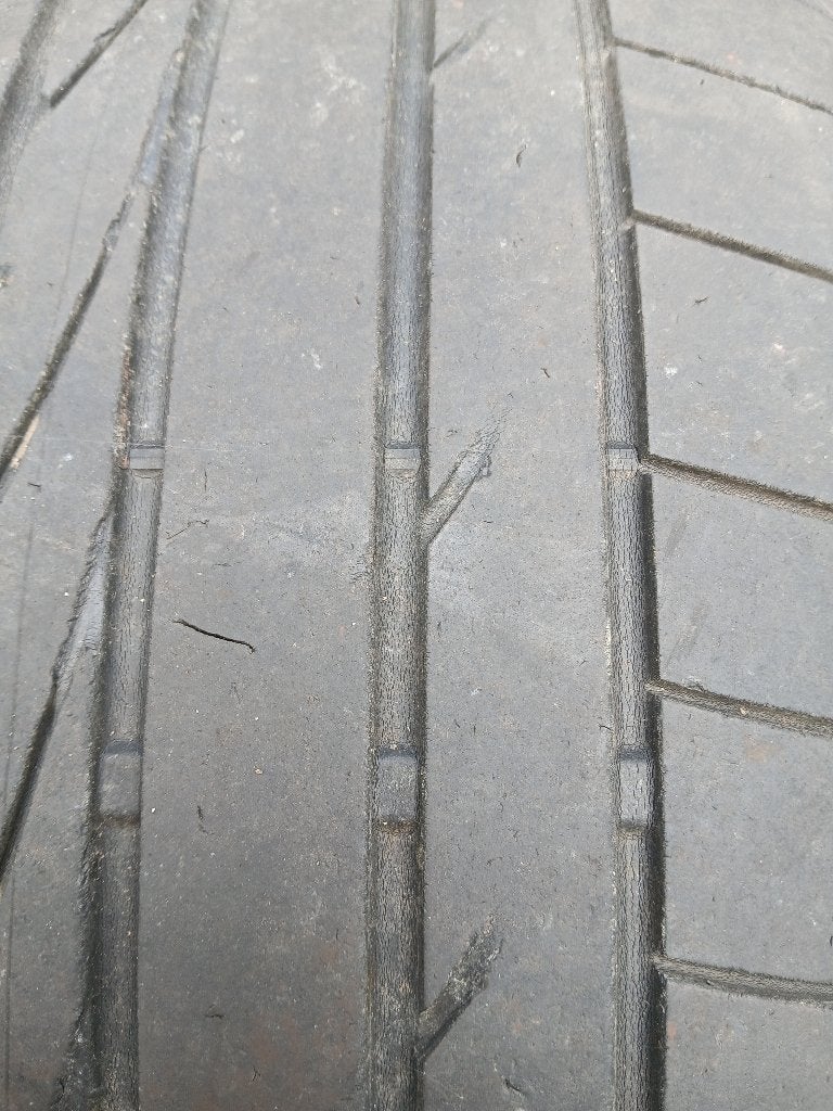 Pneus Bridgestone 255, Auto-onderdelen, Gebruikt, 255 mm, Band(en), Terreinwagen
