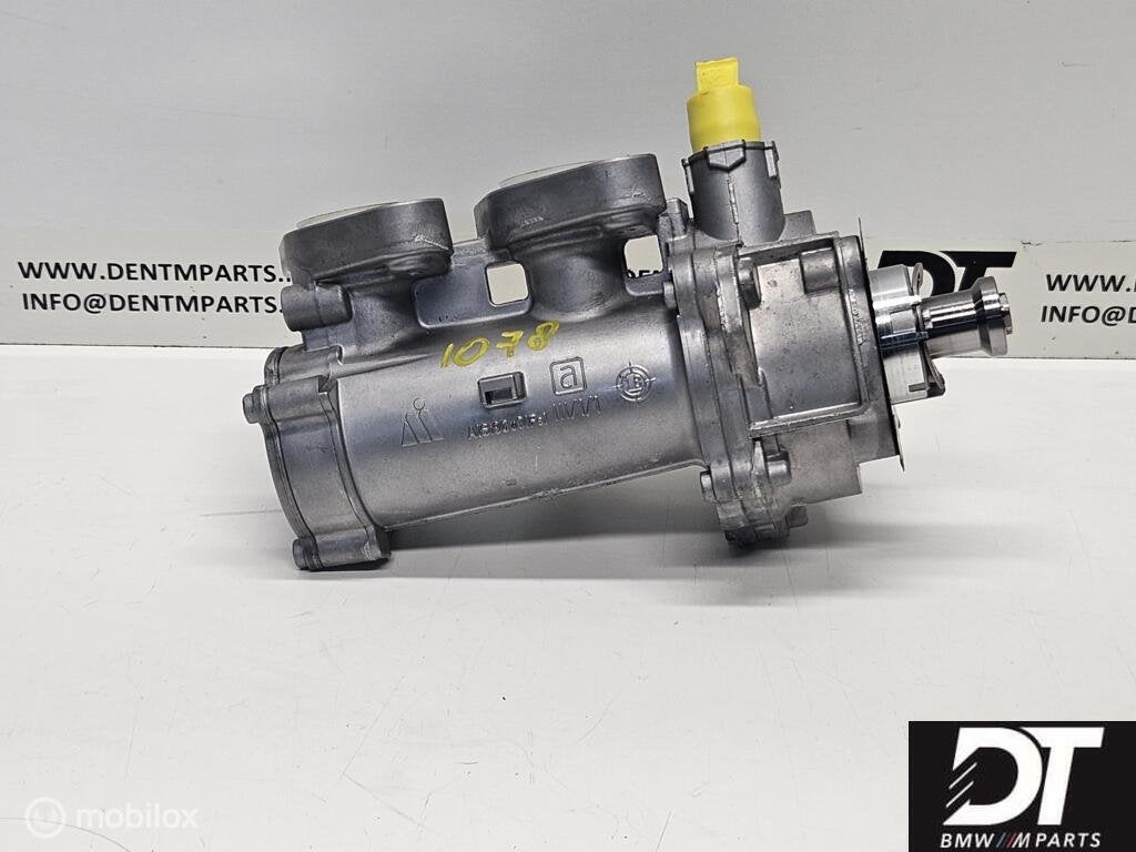 Vacuum pomp BMW M3 F80 S55 3.0 S55B30 11667847203, Gebruikt, Ophalen of Verzenden, BMW