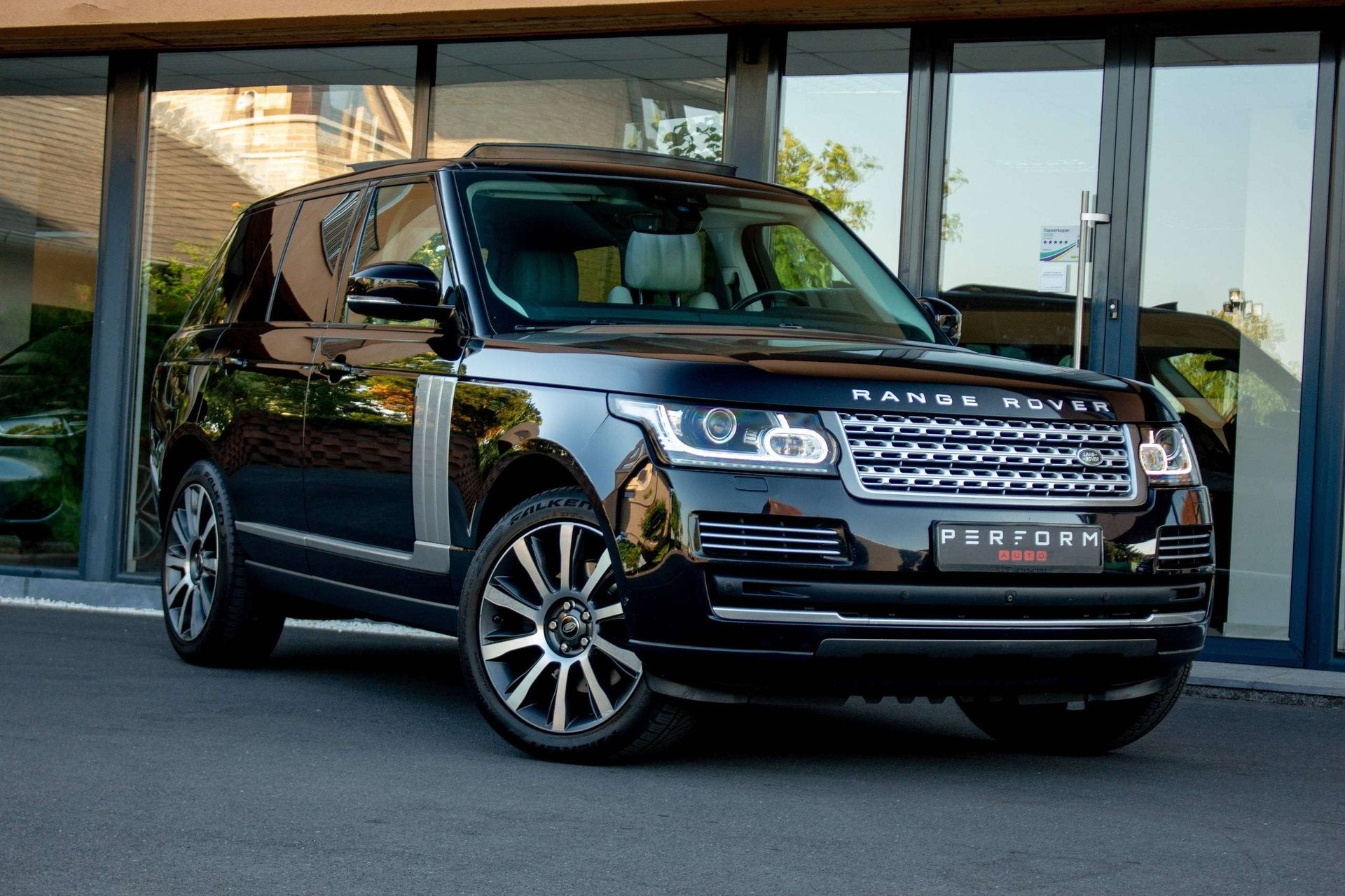 Land Rover Range Rover VOGUE*3.0 TDV6 *PANO*FRIGO*MASSAGE*SE, Autos, Land Rover, Euro 6, Entreprise, Entretenue par le concessionnaire