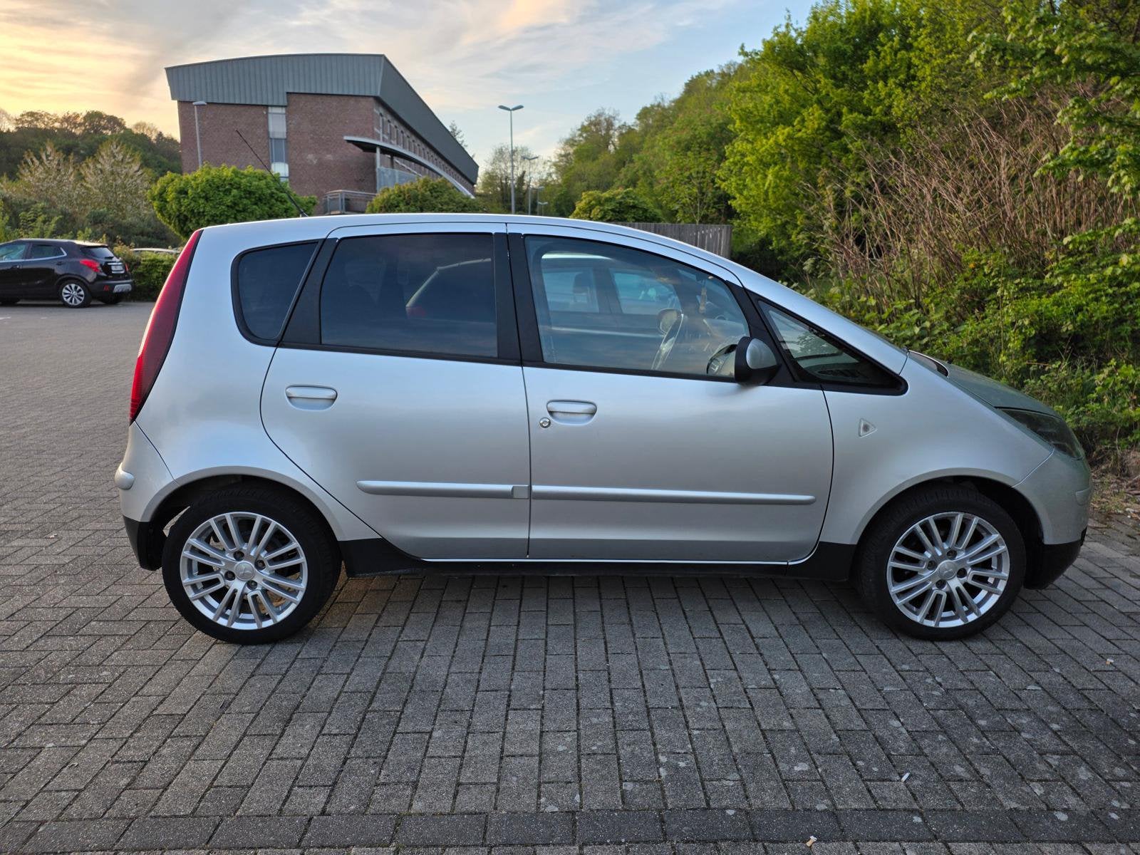 Mitsubishi colt 1.5  diesel, Autos, Mitsubishi, Argent ou Gris, Achat, 5 portes, Particulier