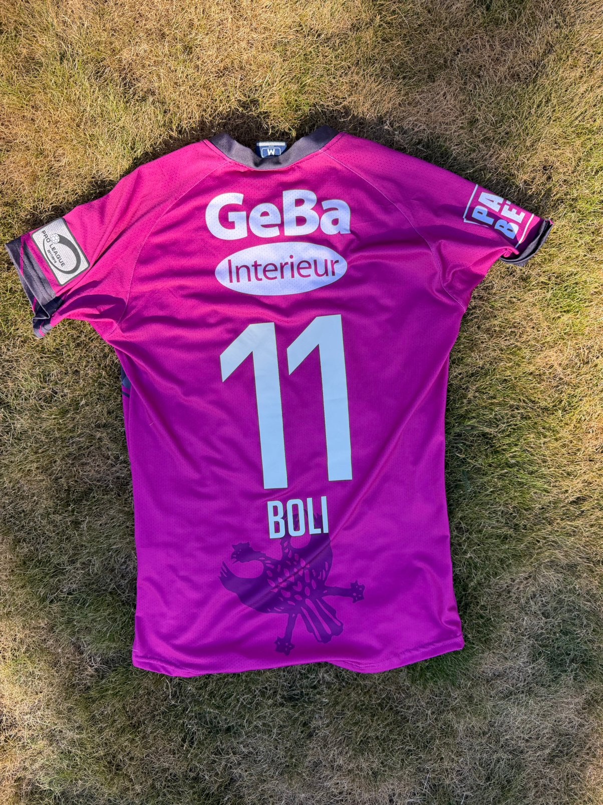 Matchworn stvv Yohan Boli 3de shirt 2017-2018, Vélos & Vélomoteurs, Enlèvement, Comme neuf