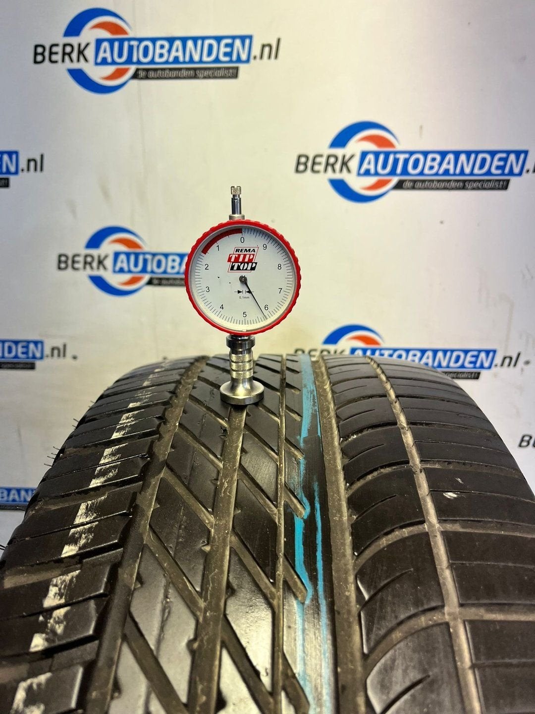 2x Goodyear Eagle F1 AT 255/55 R20 110W 255/55/20 2555520 (p, 255 mm, Pneus été, -, Pneu(s)