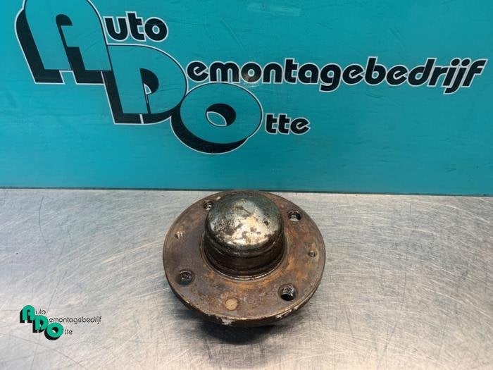 Roulement de roue arrière d'un Fiat Punto Evo (Punto Evo 08, -, 3 mois de garantie, Utilisé, Fiat