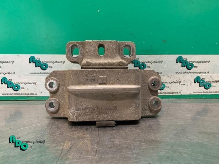 Support boîte de vitesse d'un Volkswagen Jetta (Jetta 05-), Volkswagen, -, 3 mois de garantie, Utilisé