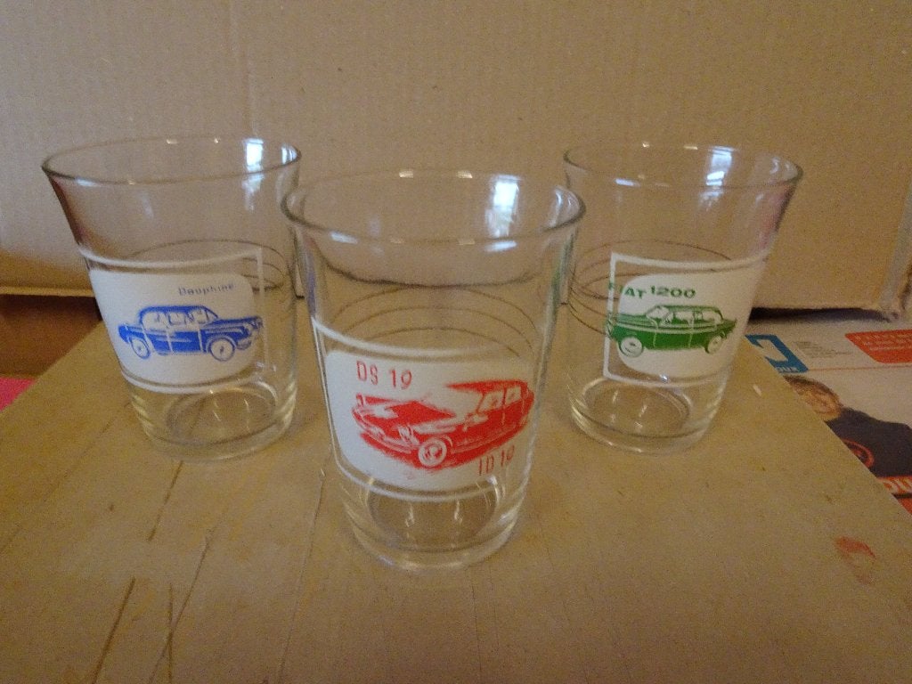 3 verres évasés - Les voitures - FIAT / Citroën, Enlèvement ou Envoi, Comme neuf, Verre à eau