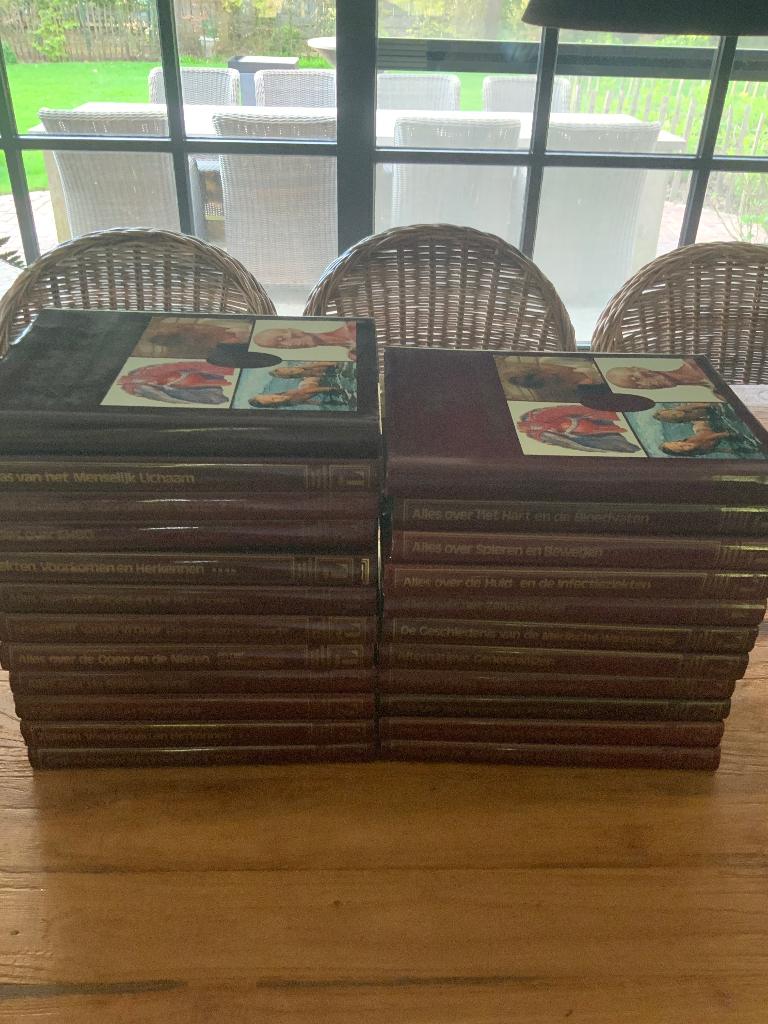 Medische encyclopedie, Boeken, Ophalen, Medisch, Complete serie, Uitgeverij Lekturama