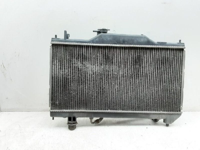 RADIATEUR EAU Toyota Avensis (T22) (01-1997/02-2003), Dhr. M. Roggen, Toyota, Stadsweg 37 37
9917 PV  WIRDUM GR., NL, Utilisé