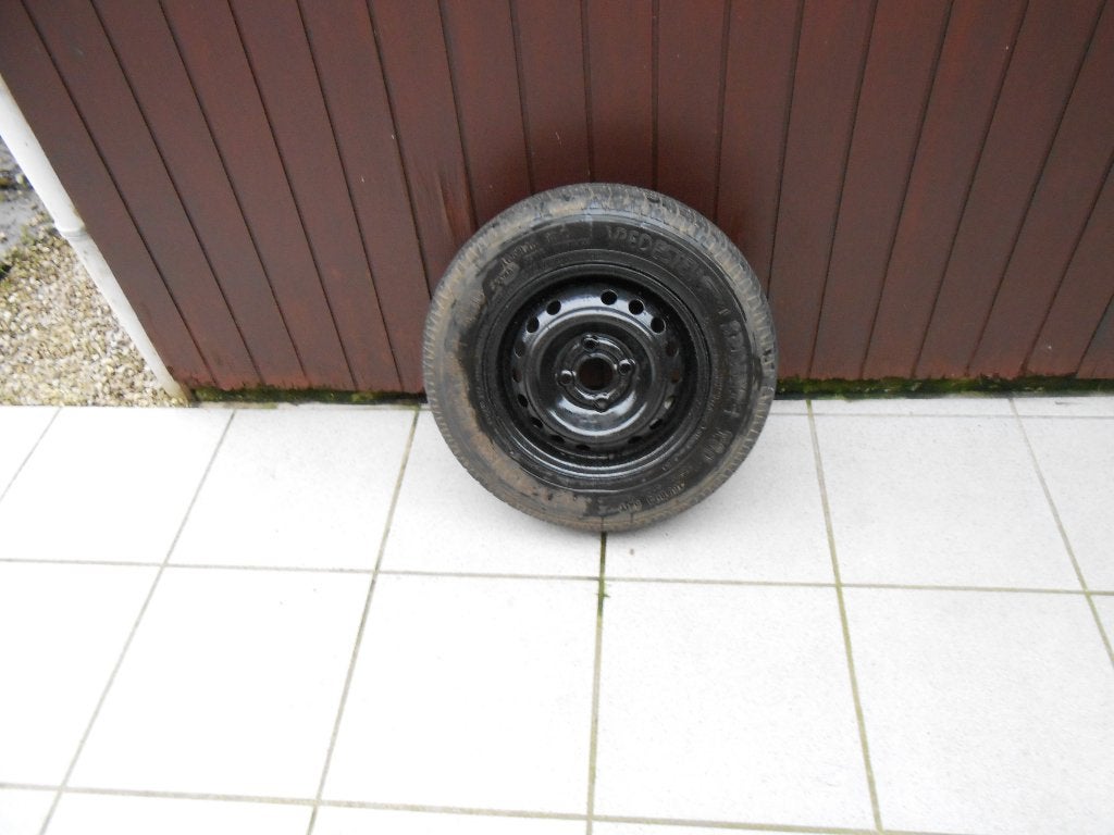 B M W   185/65   R  15, Auto-onderdelen, Banden en Velgen, Ophalen, Gebruikt