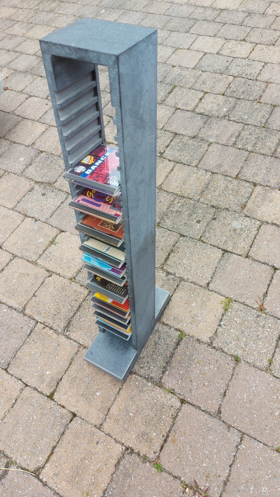 cd standaard in blauwe steen., Enlèvement, CD, 25 à 75 disques