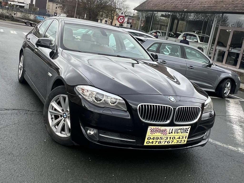 BMW 520d 2012 année 135kw 210000km Full option 0032478767323, Auto's, Automaat, 4 cilinders, Zwart, Leder