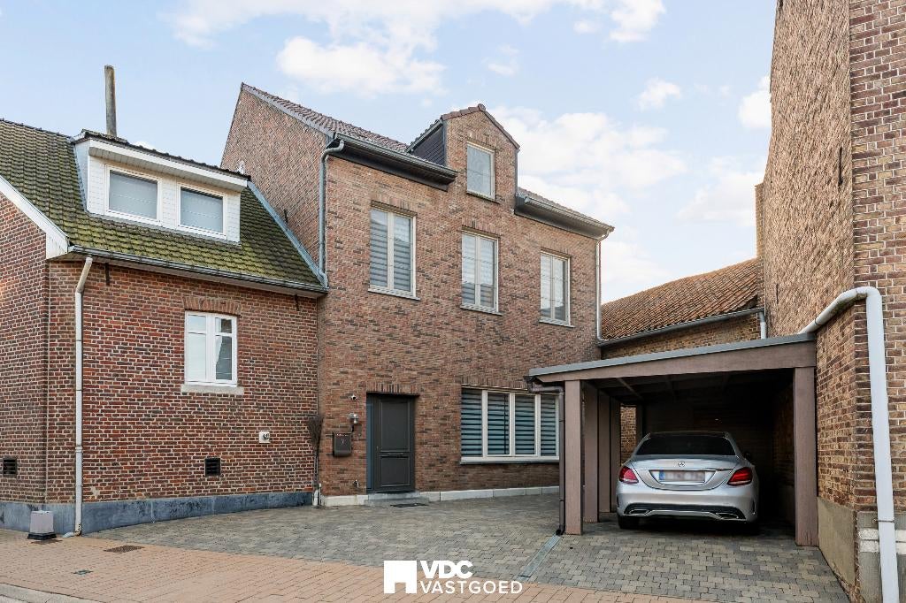 Instapklare, energiezuinige en ruime gezinswoning met tuin, Immo, 281 m², 500 tot 1000 m², Tussenwoning, Provincie Limburg
