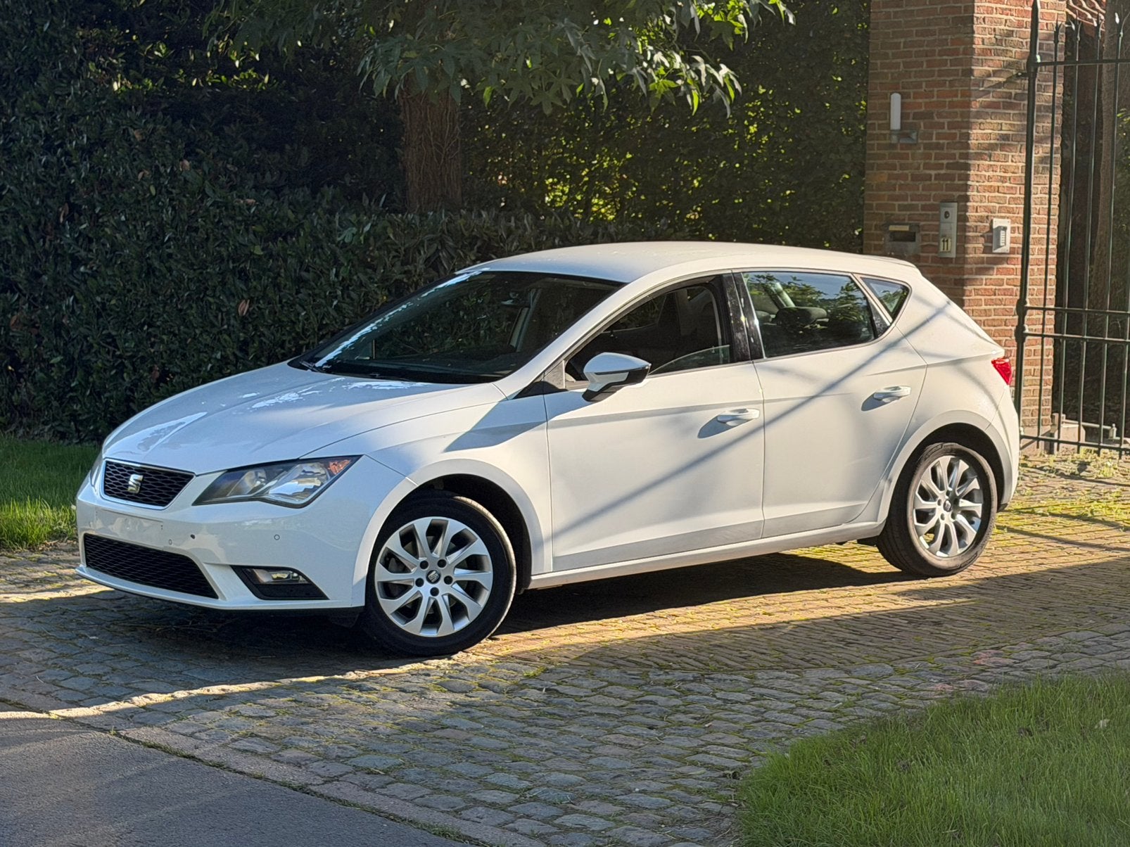 Seat Leon 2013 Euro 5 1.6 Diesel 210 000 km, Autos, Euro 5, Achat, Adapté aux personnes handicapées, 5 portes
