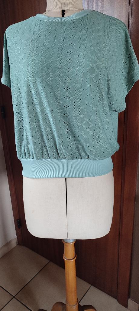 Blouse met T-shirt, Ophalen of Verzenden, Nieuw, Maat 42/44 (L), Groen