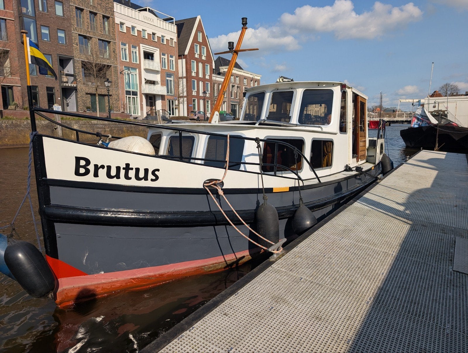 Historische karakteristieke motorboot 1950, Ophalen, Aluminium, Koelkast