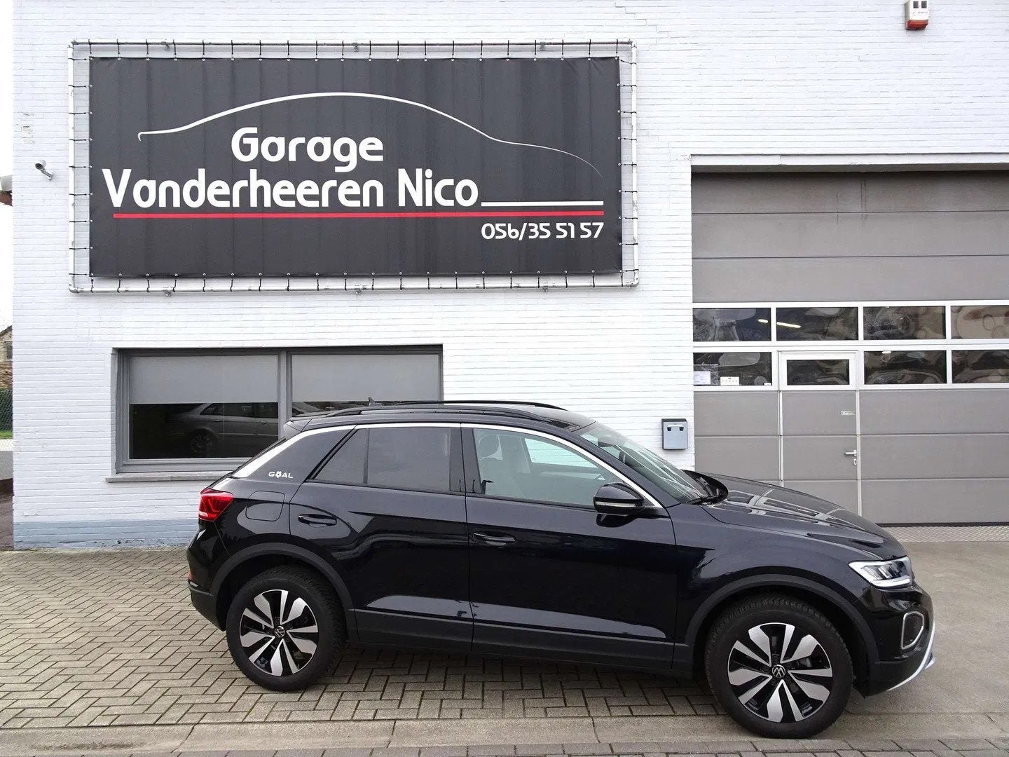 Volkswagen T-Roc 1.0TSi Goal VIRTUAL,CARPLAY,FULL LED,ADAPT, Auto's, Volkswagen, 1800 kg, Gebruikt, 116 pk, Zwart