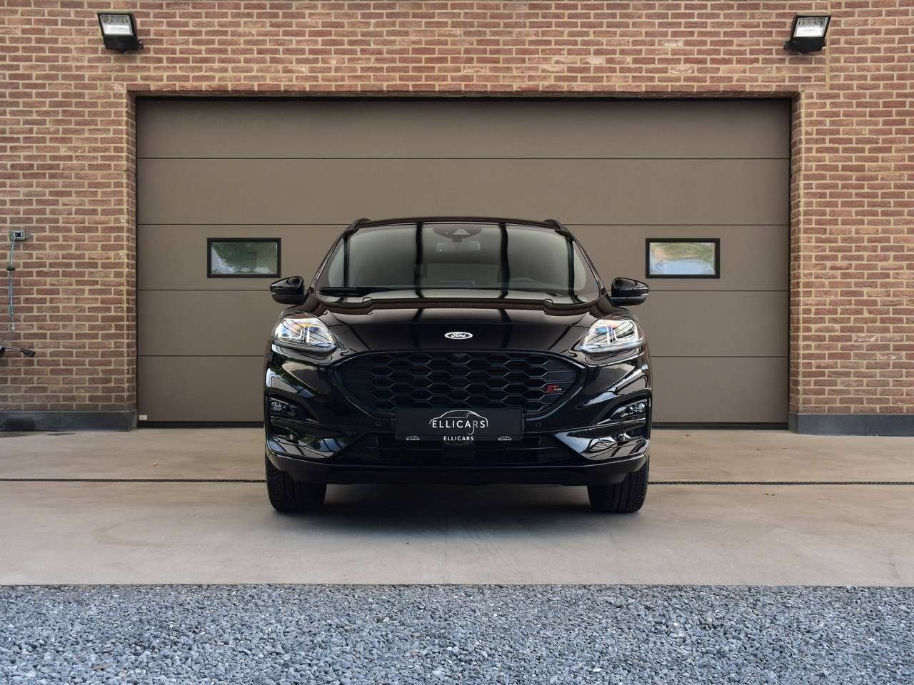 Ford Kuga 2.5 ECOBOOST PHEV / ST-LINE / CARPLAY / HEAD UP /, 0 min, Zwart, 0 kg, Zwart