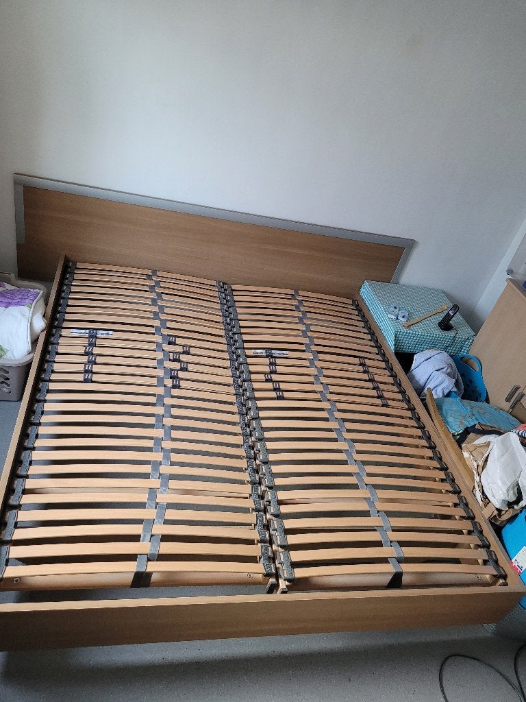 bed 1,8 meter breed met lattenbodem, Ophalen, Gebruikt, Bruin, Tweepersoons