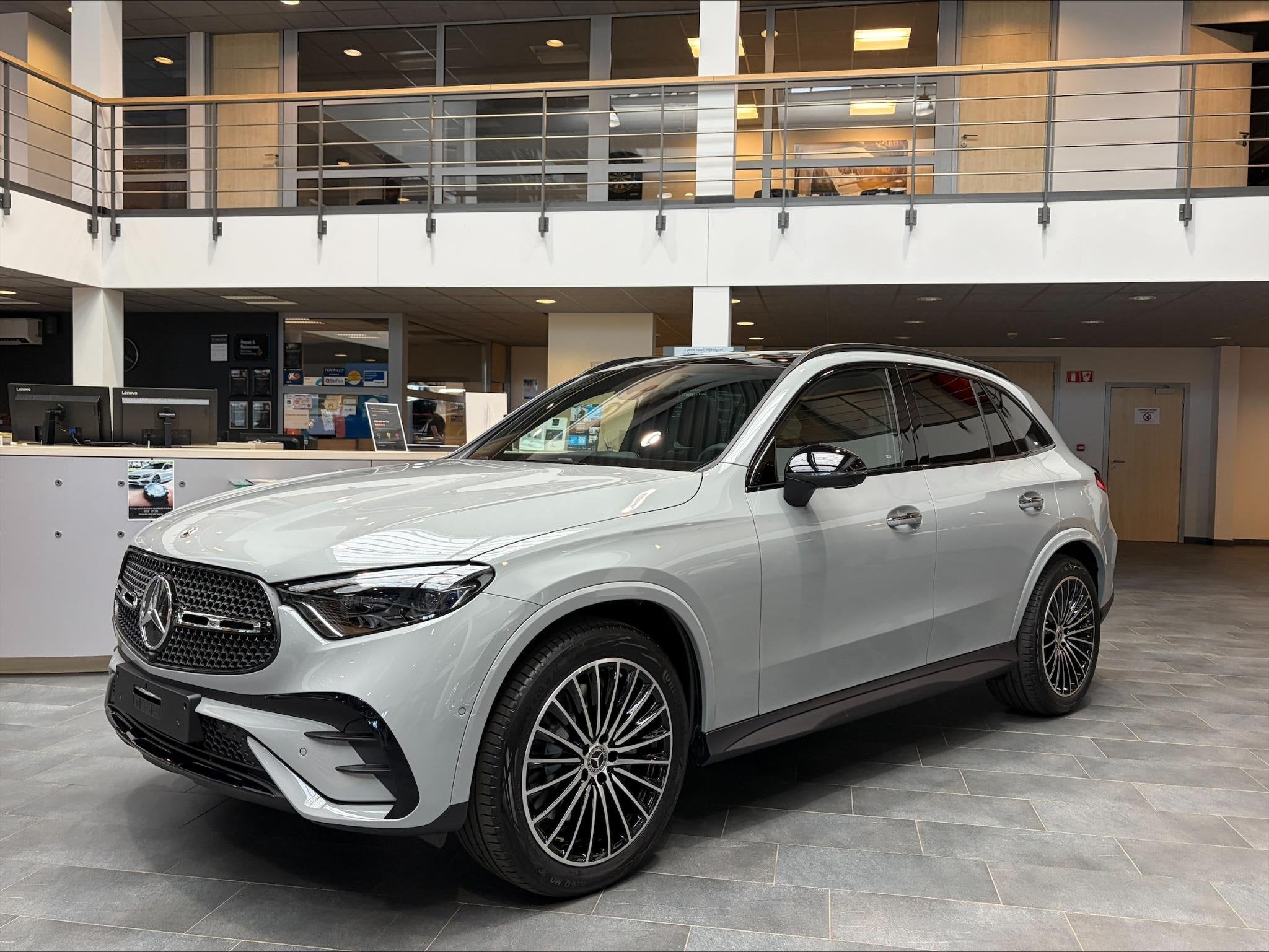 Mercedes-Benz GLC GLC 200 4MATIC "140 Years Edition", Neuf, Argent ou Gris, Achat, Entreprise