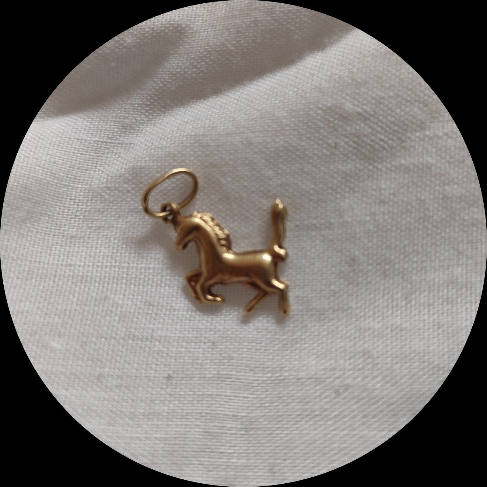 pendentif or 18 carats, Bijoux, Sacs & Beauté, Or, Comme neuf, Or, Enlèvement