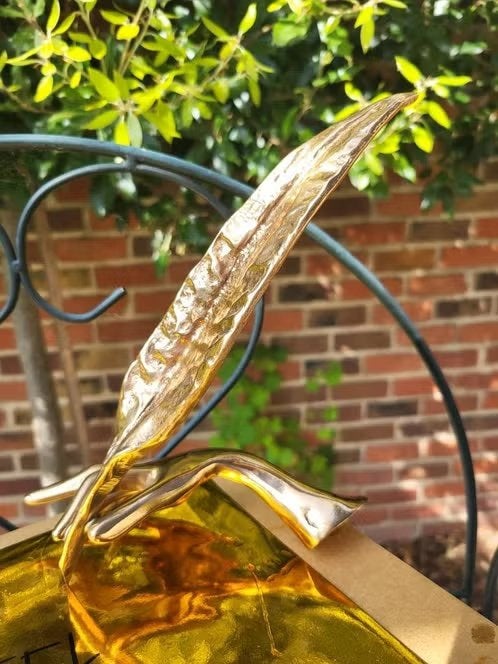 Prachtig Brons Beeld "Main à la plume" – Yves Lohé, Antiek en Kunst, Ophalen of Verzenden, Brons