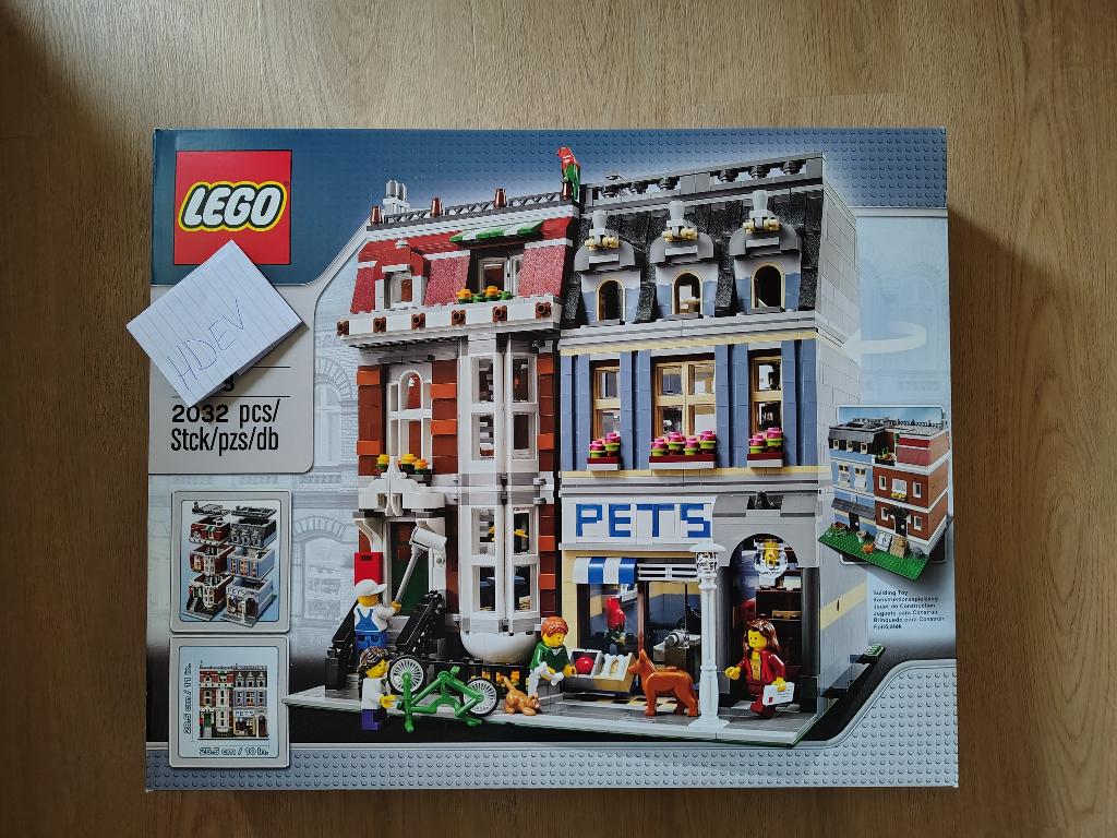 LEGO Pet Shop 10218, Kinderen en Baby's, Speelgoed | Duplo en Lego, Ophalen of Verzenden, Nieuw, Complete set, Lego