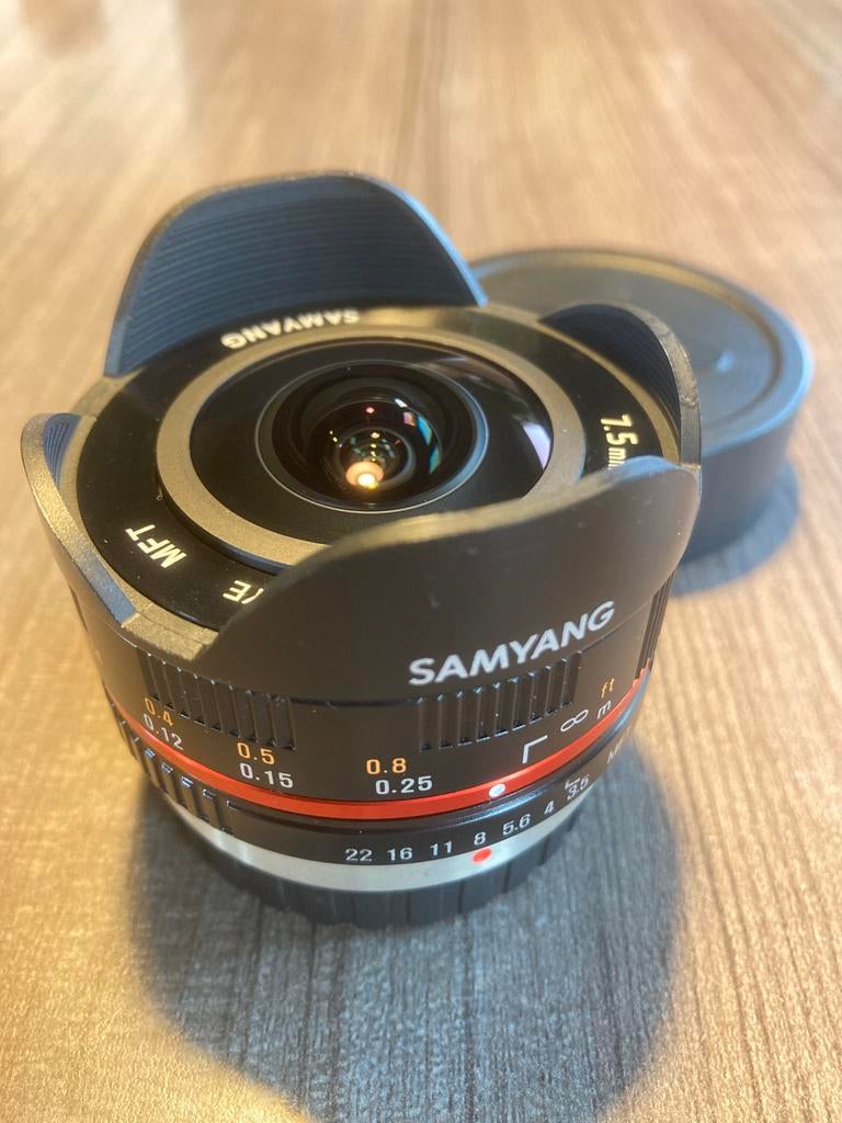 Samyang 7.5mm f/3.5 UMC Fisheye, Ophalen, Groothoeklens