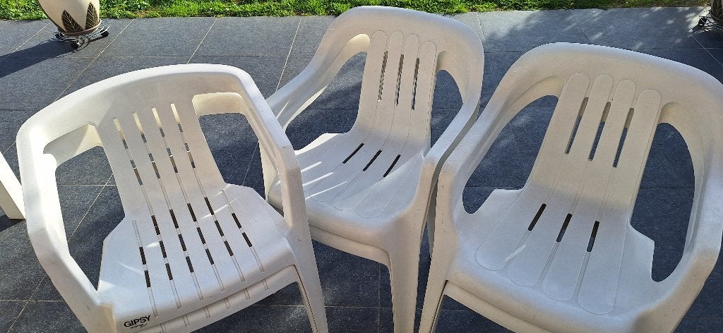 Chaises de Jardin PVC blanches, Jardin & Terrasse, Enlèvement, Comme neuf, Plastique, Empilable