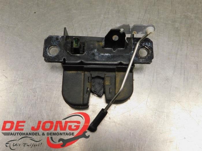 Mécanique de verrouillage hayon d'un Volkswagen Caddy, Autos : Pièces & Accessoires, Volkswagen, -, 3 mois de garantie, Utilisé