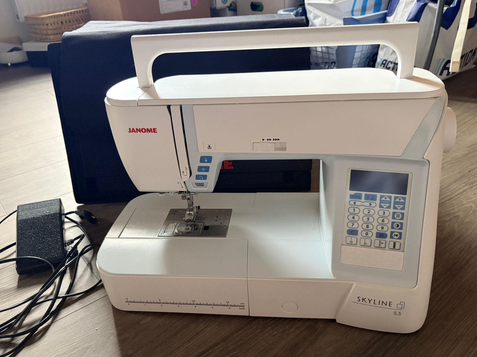 Janome naaimachine, Hobby en Vrije tijd, Ophalen, Gebruikt, Naaimachine, Janome