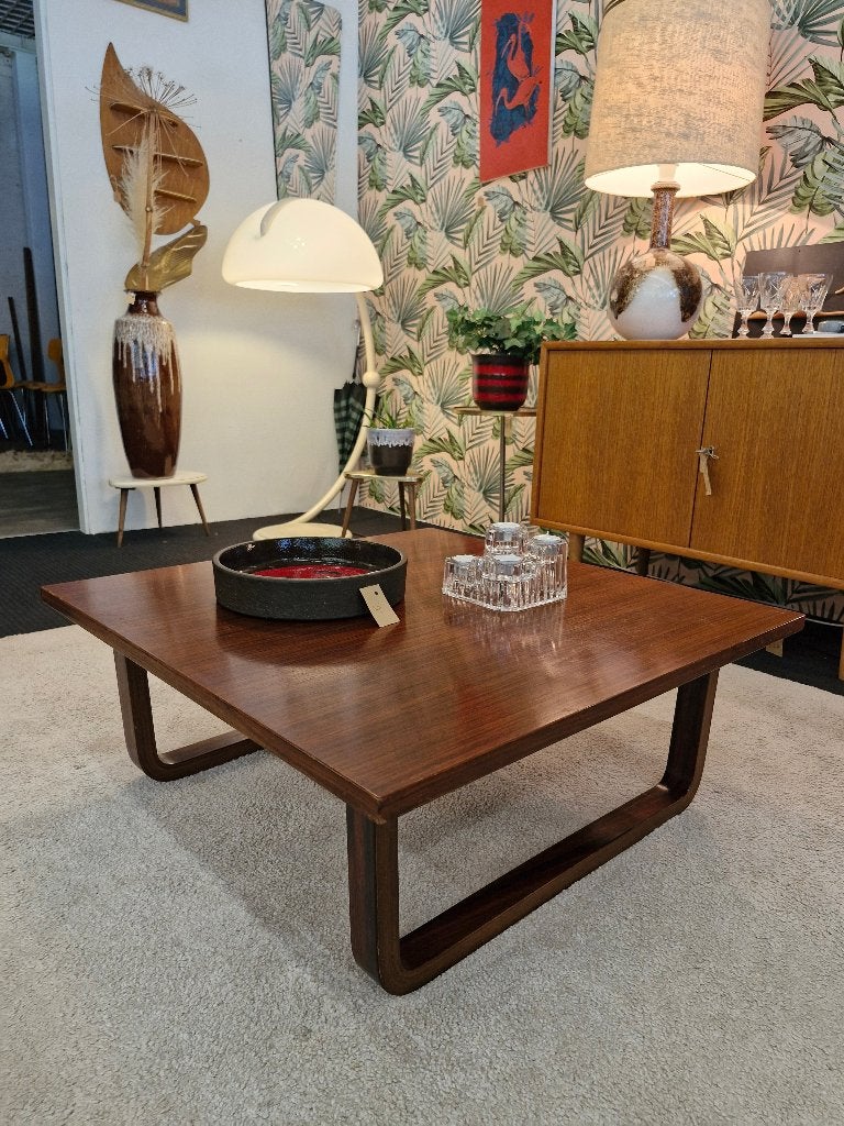 Deense Vintage Salontafel – Magnus Olesen (Palissander), Huis en Inrichting, Ophalen, Gebruikt, Vierkant, Vintage