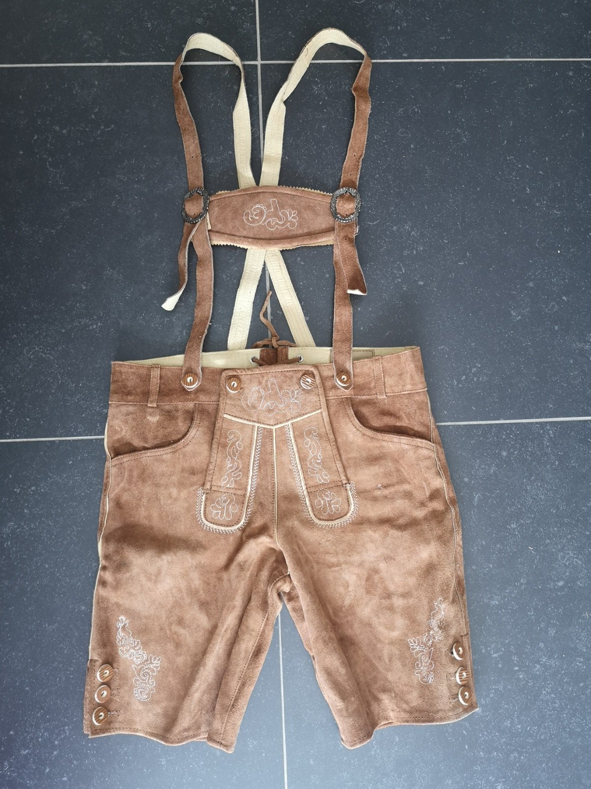 Lederhose maat 52, Kleding | Heren, Carnavalskleding en Feestkleding, Ophalen of Verzenden, Zo goed als nieuw, Maat 52/54 (L)