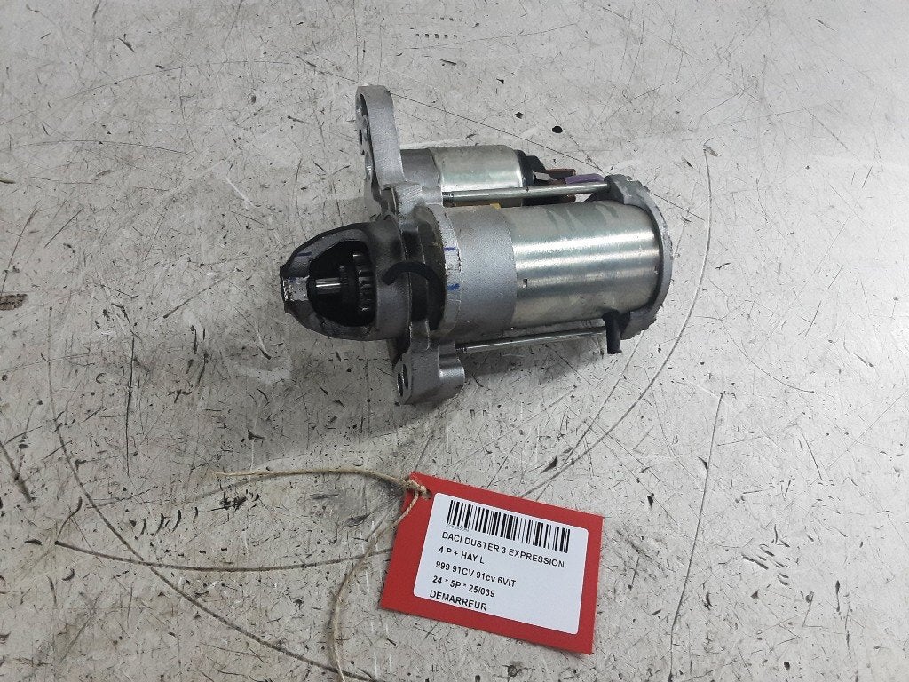 STARTMOTOR Dacia Duster (DJF) (01-2023/-) (233008820R), Dacia, Gebruikt, Mevr. I. Hauben, Rue de l'Espoir 34 34
4030  GRIVEGNÉE, BE
