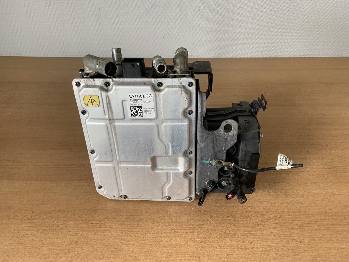 lynk&co 01 HV control module 8892082992 8891031161 2017+, Autos : Pièces & Accessoires, -, -, Utilisé, Autres marques automobiles